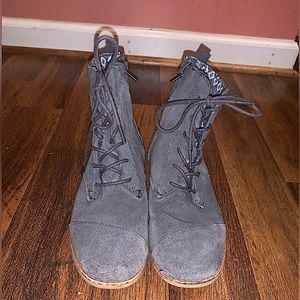 Toms Alpa Ankle Boots in charcoal gray